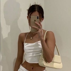 Meet your Posher, Claudia